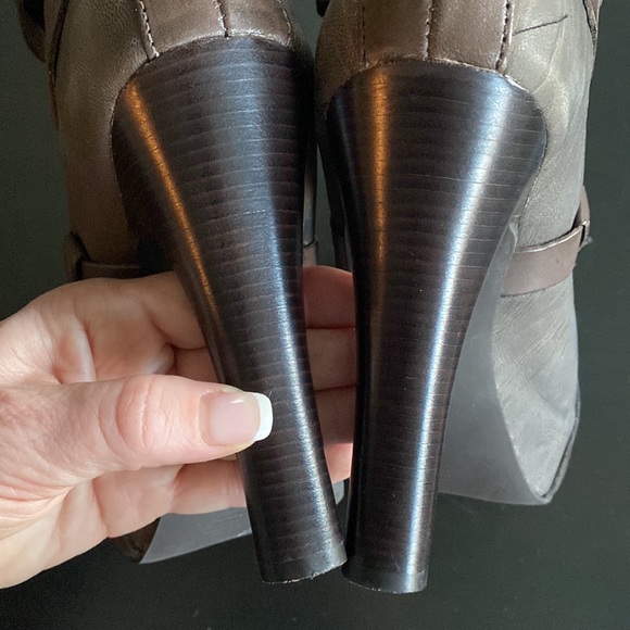 Michael Kors Tantum Platform Ankle Boots - Picture 12 of 13